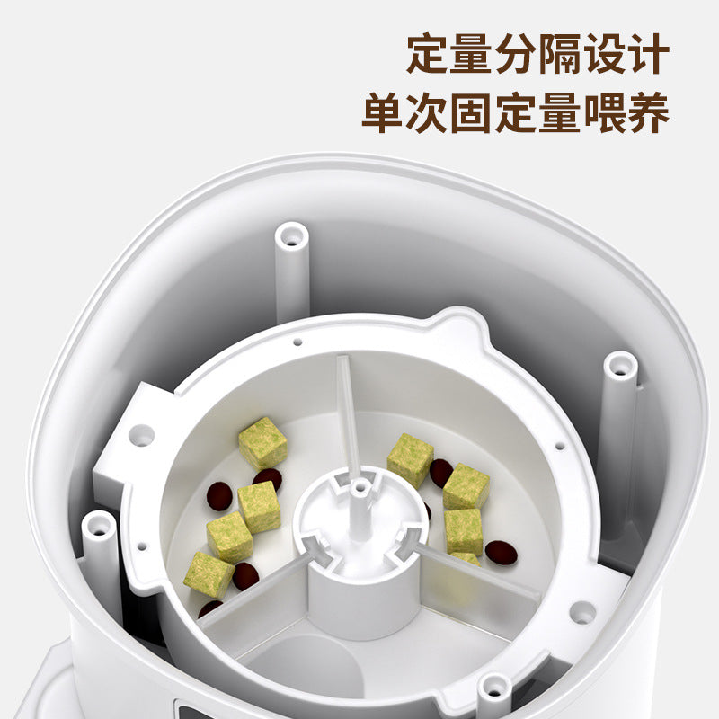 Automatic cat feeder with timed and measured feed, smart pet food for cats and dogs, remotely controlled automatic feeder for outdoor use.