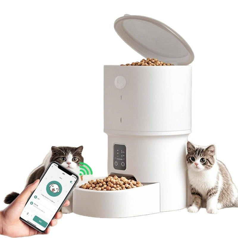Automatic cat feeder with timed and measured feed, smart pet food for cats and dogs, remotely controlled automatic feeder for outdoor use.